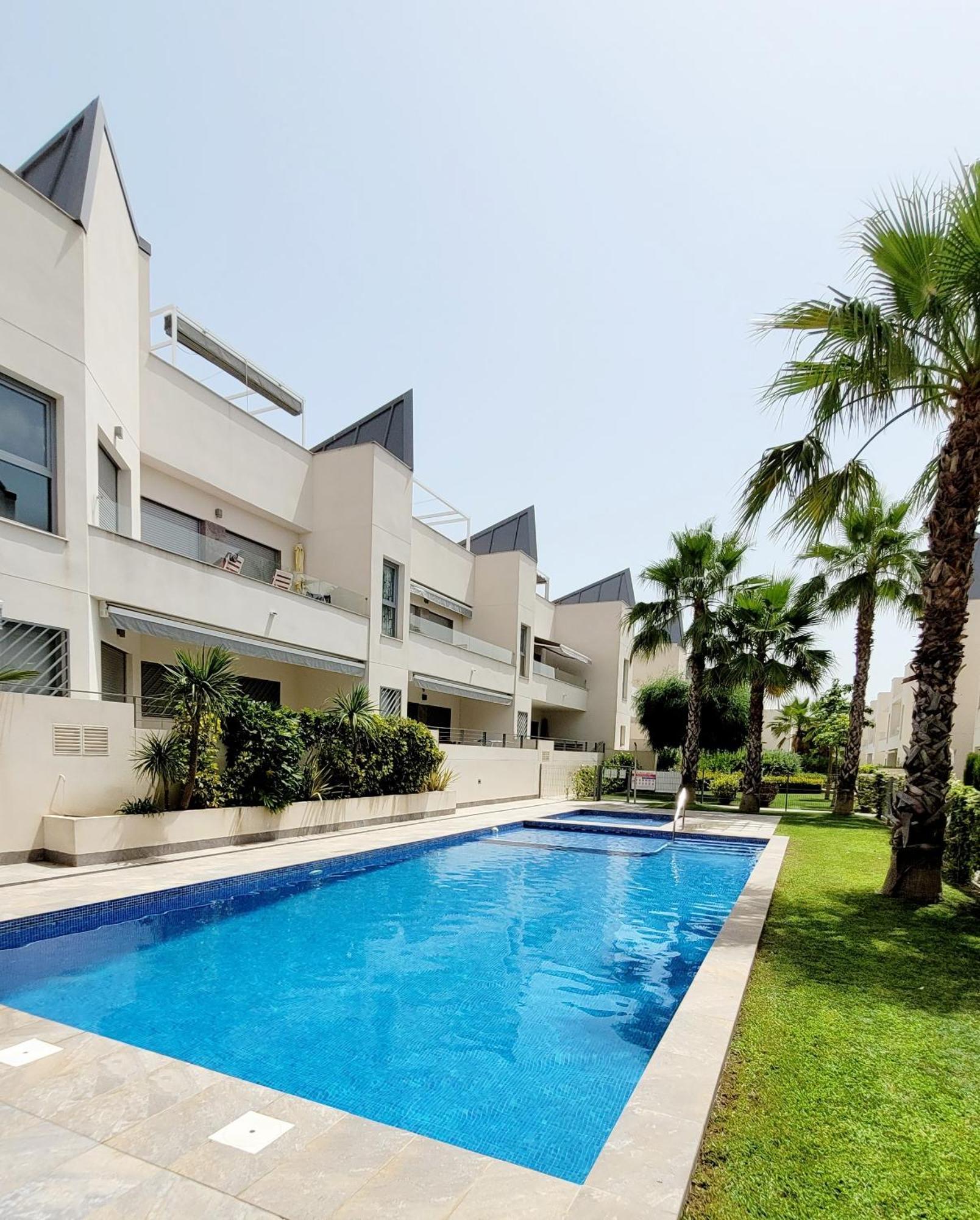 Pmt01 - Modern, Luxury With Heated Pool Apartman Torrevieja Kültér fotó